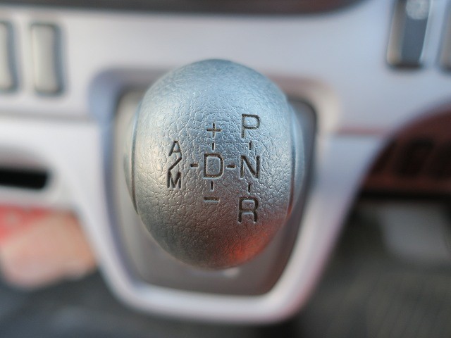 中古トラック 三菱ふそうアルミバン #18