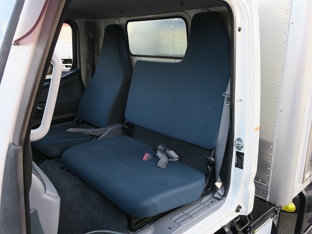 中古トラック 三菱ふそうアルミバン #23