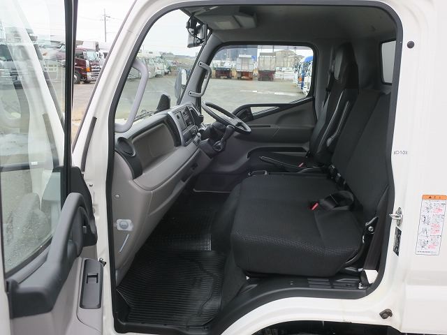 中古トラック 三菱ふそうアルミウィング ＃23