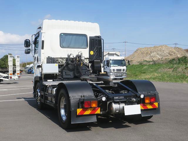 いすゞギガ トラクタヘッド