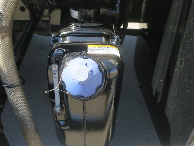 中古トラック 日野粉粒体運搬車 #11