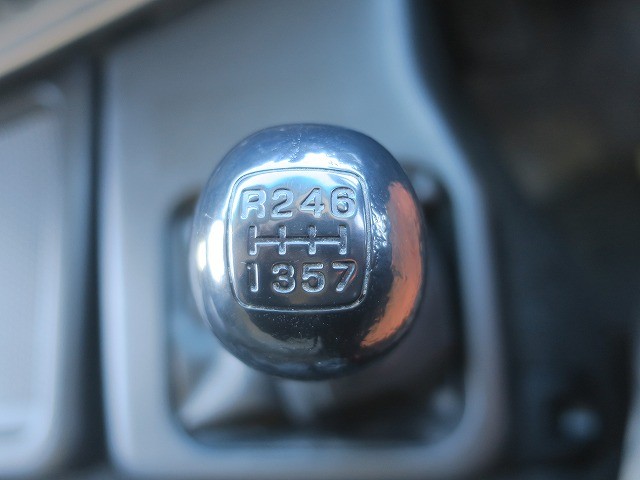 中古トラック 日野粉粒体運搬車 #18