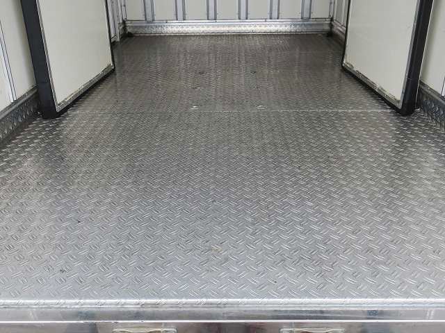 中古トラック いすゞ冷凍バン #6