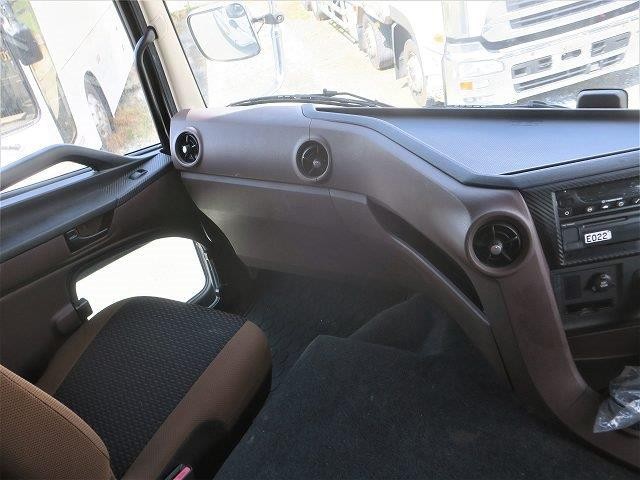 中古トラック 日野冷凍バン #15