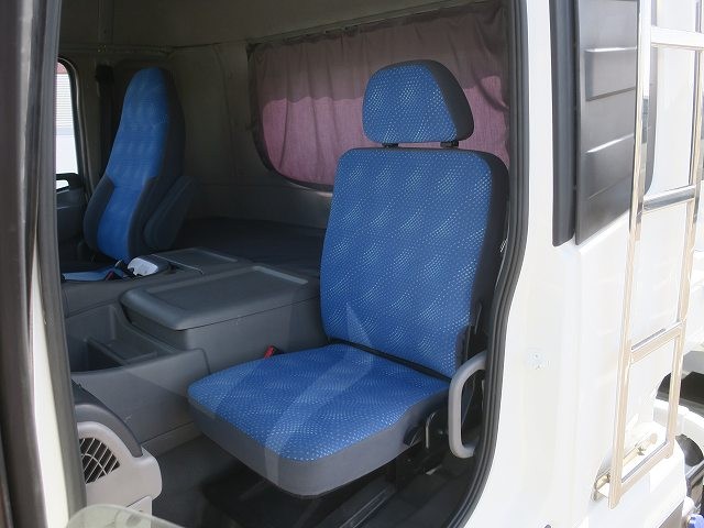 中古トラック UDトラックスコンクリートミキサー車 #22