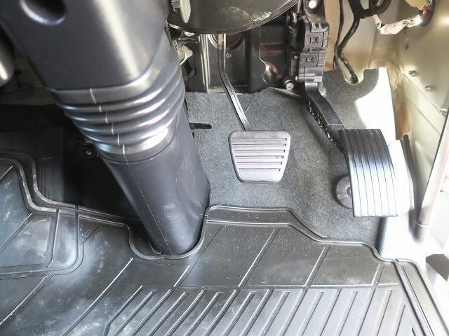 中古トラック 三菱ふそう ダブルキャブ平ボディ #22