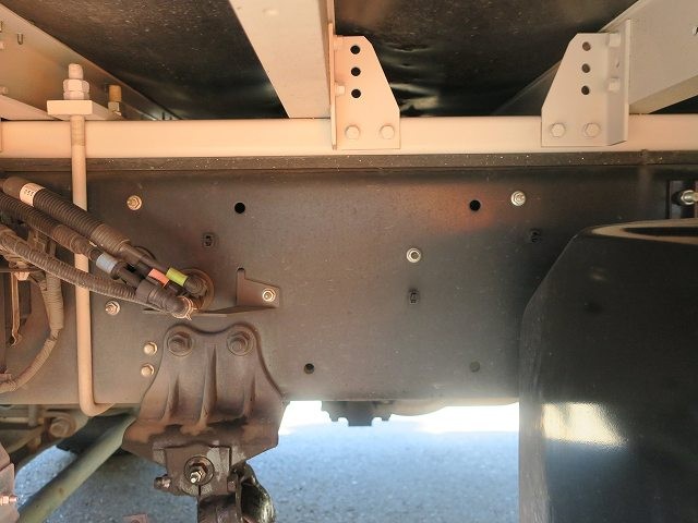 中古トラック いすゞアルミウィング ＃13