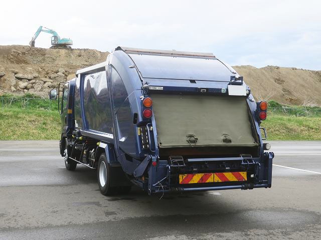 中古トラック いすゞパッカー車 #4