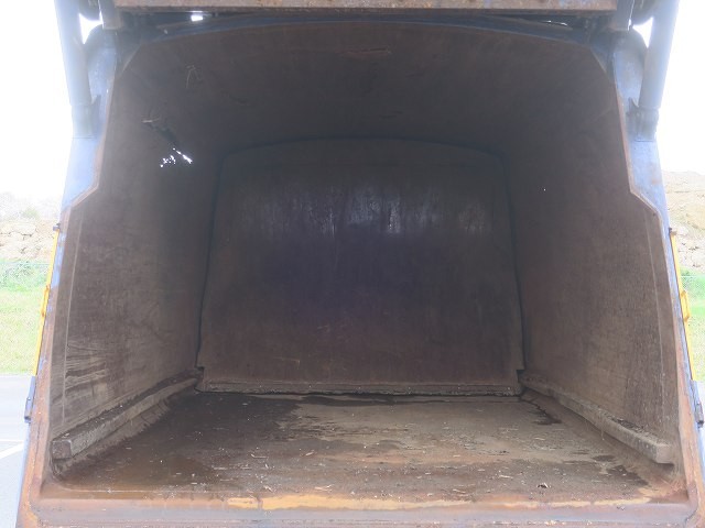 中古トラック いすゞパッカー車 #9