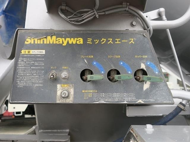 中古トラック いすゞコンクリートミキサー車 #10