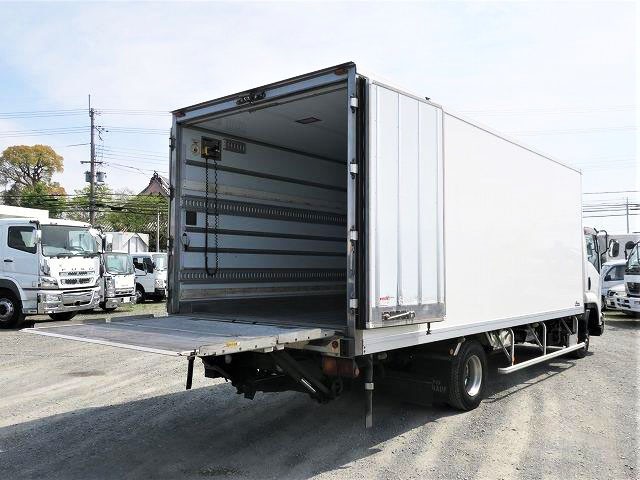 中古トラック いすゞ冷凍バン #8