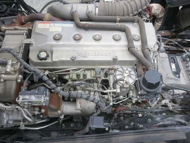 中古トラック 日野粉粒体運搬車 #9