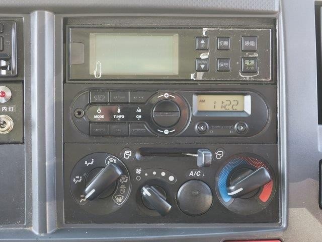 中古トラック いすゞ冷凍バン #16