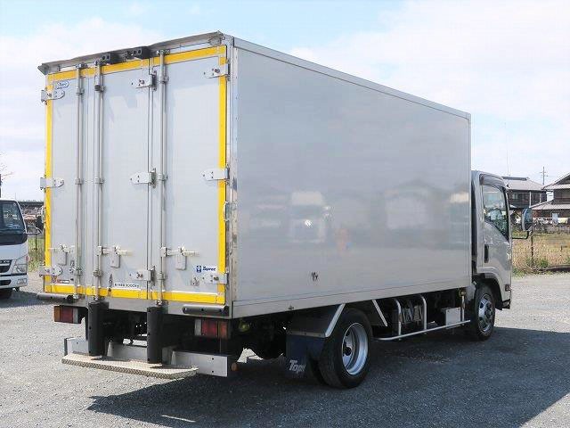 中古トラック いすゞ冷凍バン #3