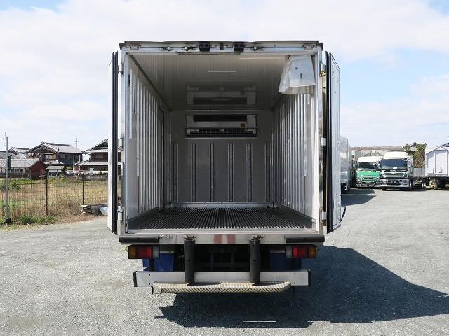 中古トラック いすゞ冷凍バン #5