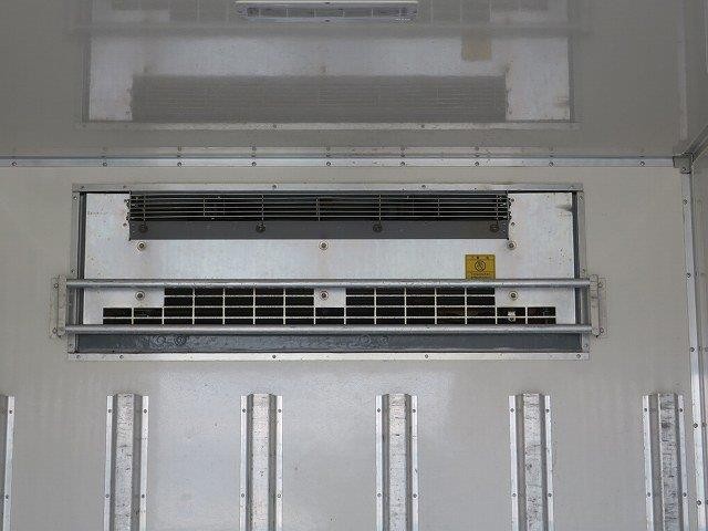 中古トラック いすゞ冷凍バン #7