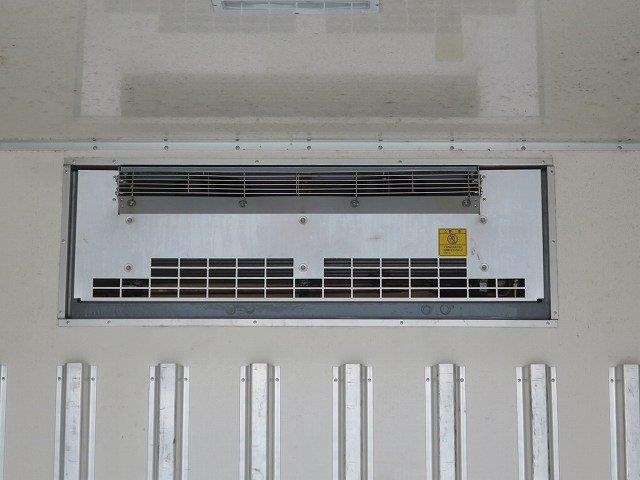 中古トラック いすゞ冷凍バン #7