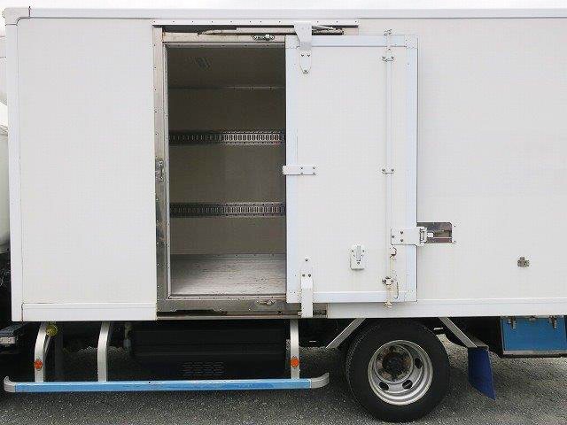 中古トラック いすゞ冷凍バン #8