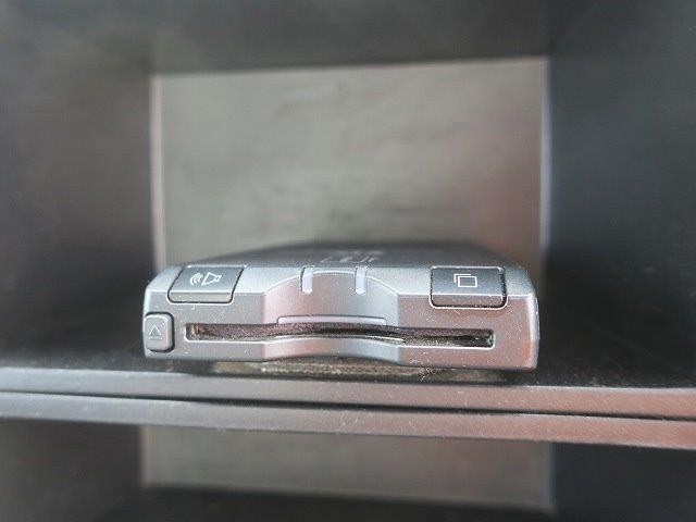 中古トラック いすゞ冷凍バン #20