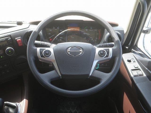 中古トラック 日野冷凍バン ＃16