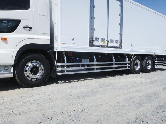 中古トラック 日野冷凍バン ＃8