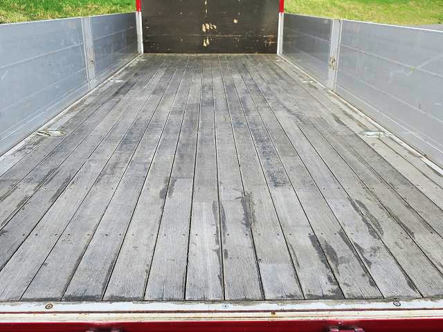 中古トラック UDトラックス平ボディアルミブロック #8