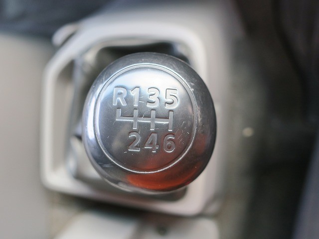 中古トラック UDトラックス平ボディアルミブロック #18