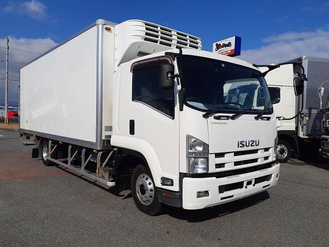 中古トラック いすゞ冷凍バン #2