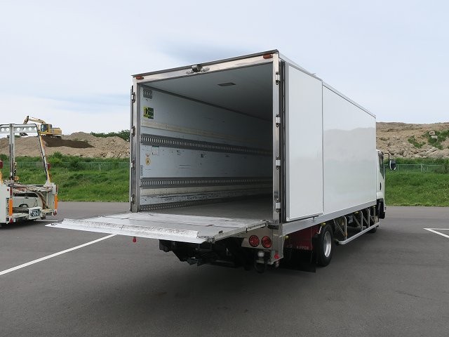 中古トラック いすゞ冷凍バン #5