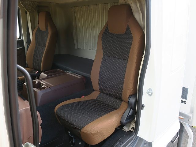 中古トラック 日野冷凍バン #23