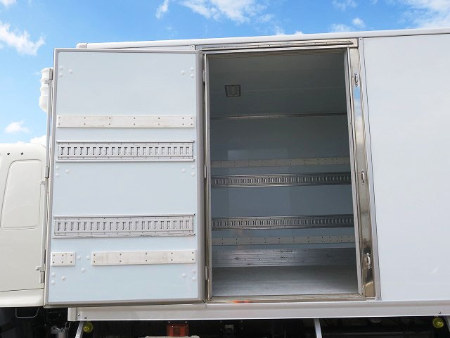 中古トラック 日野冷凍バン #9