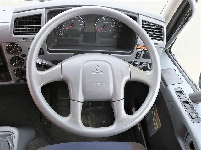 中古トラック 三菱ふそうクレーン付平ボディ #17