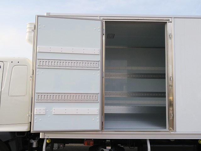 中古トラック 日野冷凍バン #8