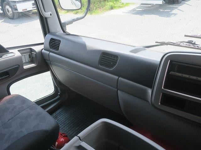 中古トラック UDトラックスアルミウィング #15