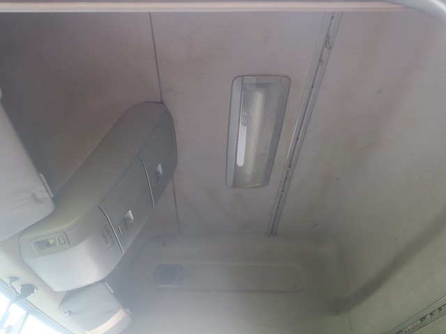 中古トラック UDトラックスアルミウィング #24