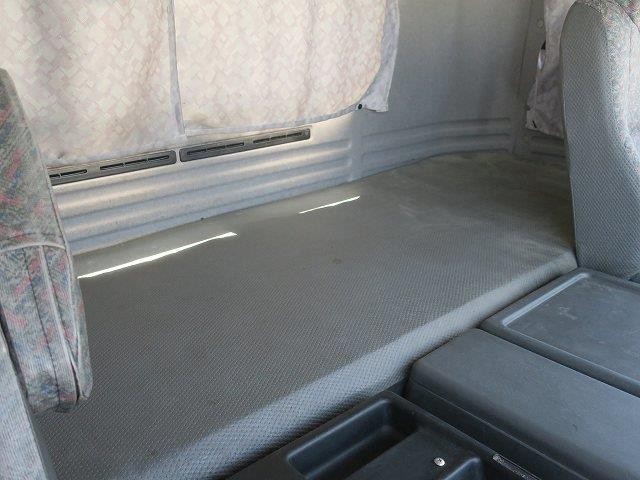 中古トラック いすゞコンクリートミキサー車 #23