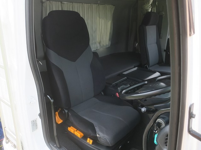 中古トラック 日野クレーン付平ボディ #14