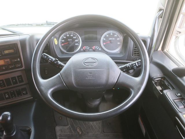 中古トラック 日野クレーン付平ボディ #15