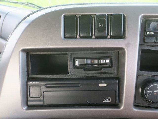 中古トラック UDトラックス平ボディアルミブロック #19