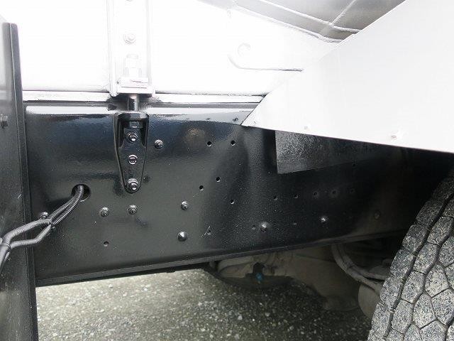 中古トラック いすゞ粉粒体運搬車 #9