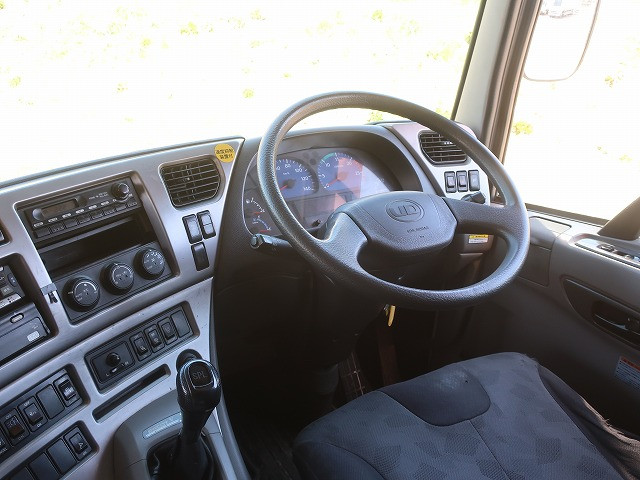 中古トラック UDトラックスアルミウィング ＃15