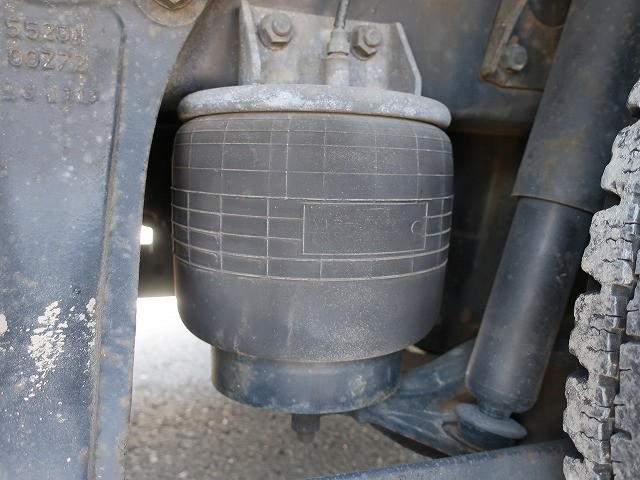 中古トラック UDトラックスアルミウィング ＃10