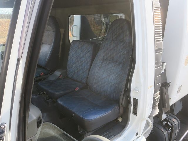 中古トラック 三菱ふそうパッカー車 #23