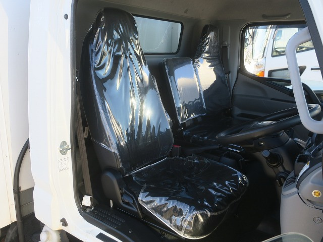 中古トラック 三菱ふそう冷凍バン ＃15