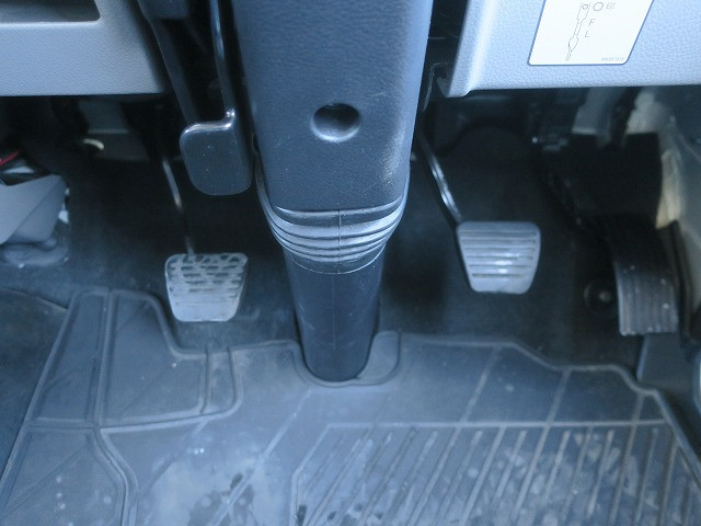 中古トラック 三菱ふそう冷凍バン ＃24