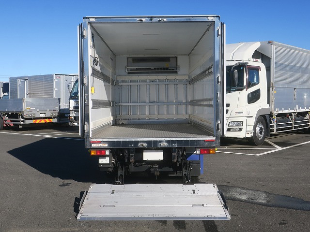 中古トラック 三菱ふそう冷凍バン ＃5