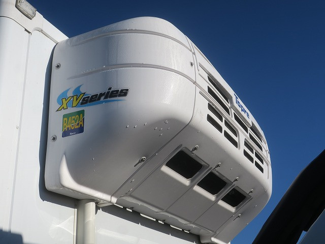 中古トラック 三菱ふそう冷凍バン ＃9