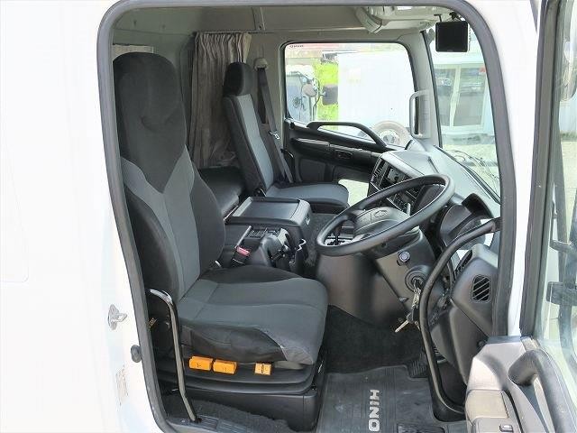 中古トラック 日野冷凍バン #15