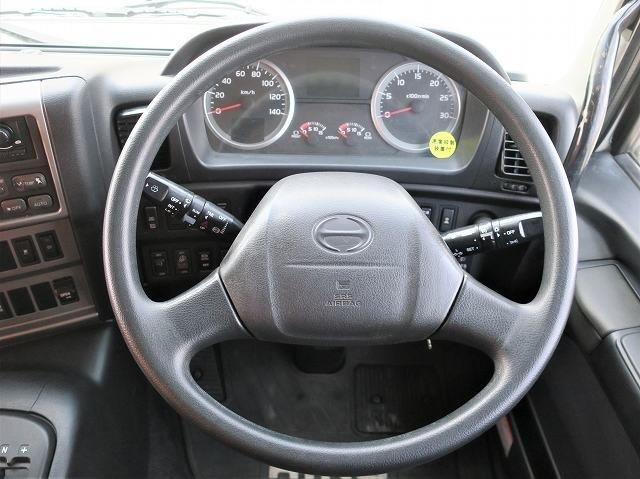 中古トラック 日野冷凍バン #17