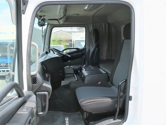 中古トラック 日野冷凍バン #22